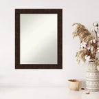 Espejo de pared estrecho de bronce moteado sin bisel de 22" x 28"